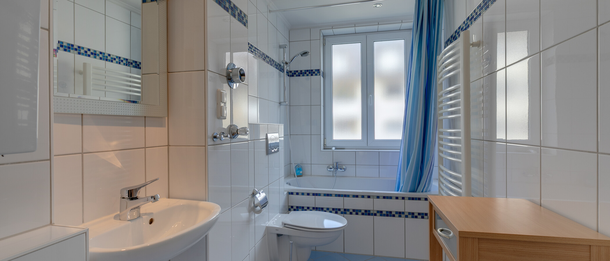 квартира München Schwabing-West (rund um den Hohenzollernplatz) 01 ванная комната 4783