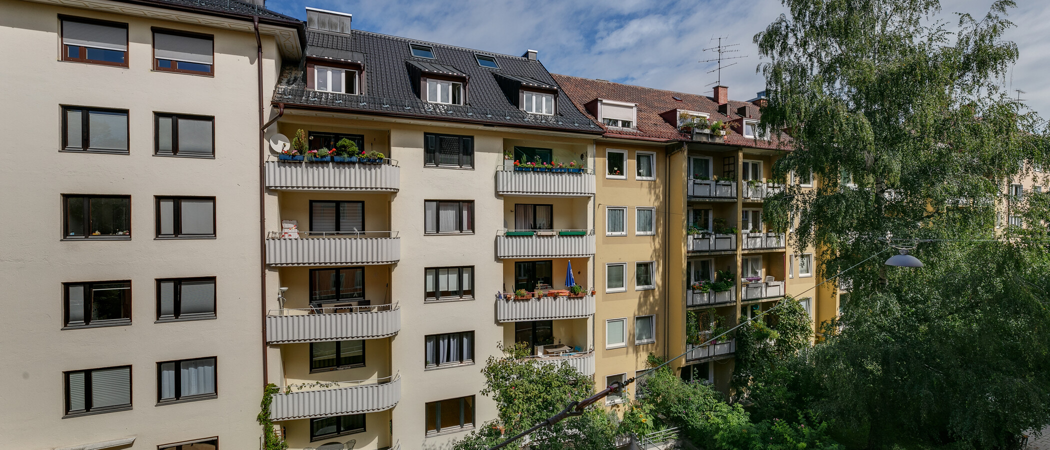 квартира München Schwabing-West (rund um den Hohenzollernplatz) 03 вид из окна 4783