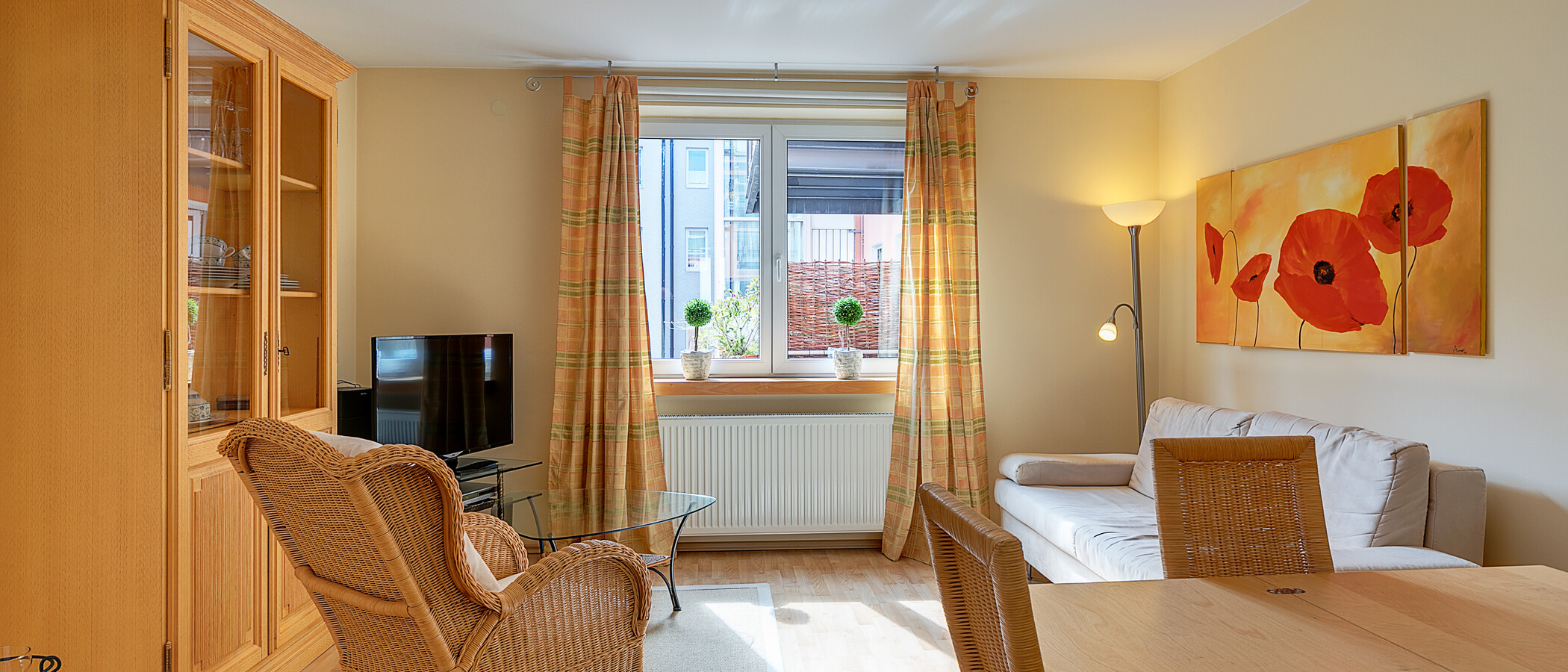 квартира München Schwabing-West (rund um den Hohenzollernplatz) 01 жилое пространство 4783