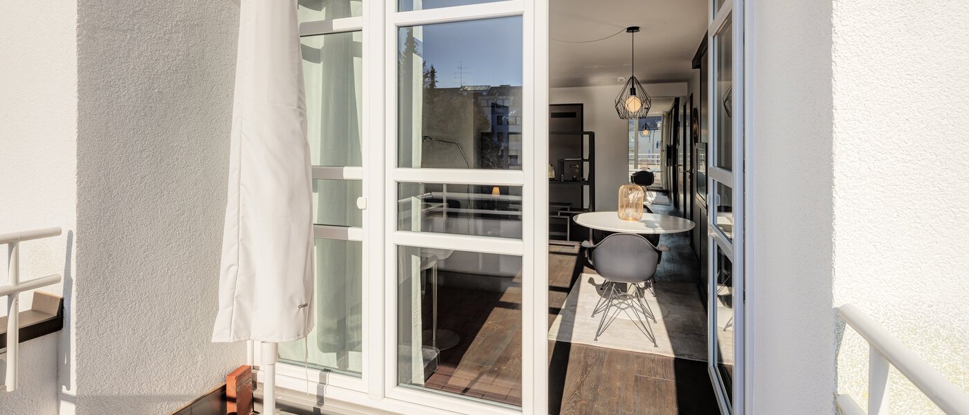 квартира München Schwabing-West (rund um den Bonner Platz) 02 балкон 4836