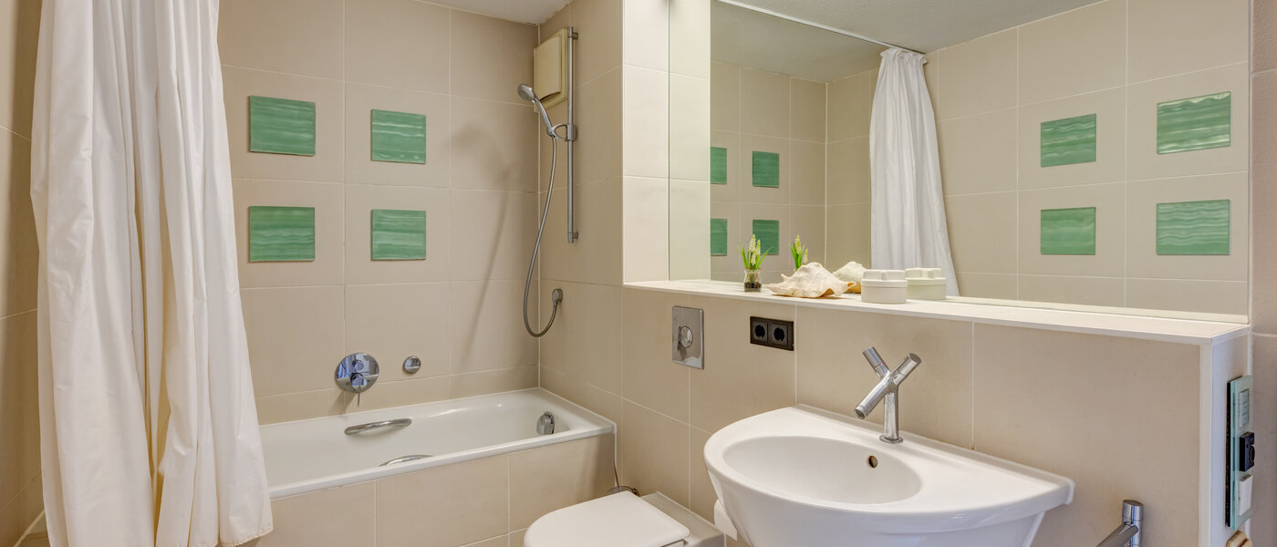 квартира München Schwanthalerhöhe 01 ванная комната 4863