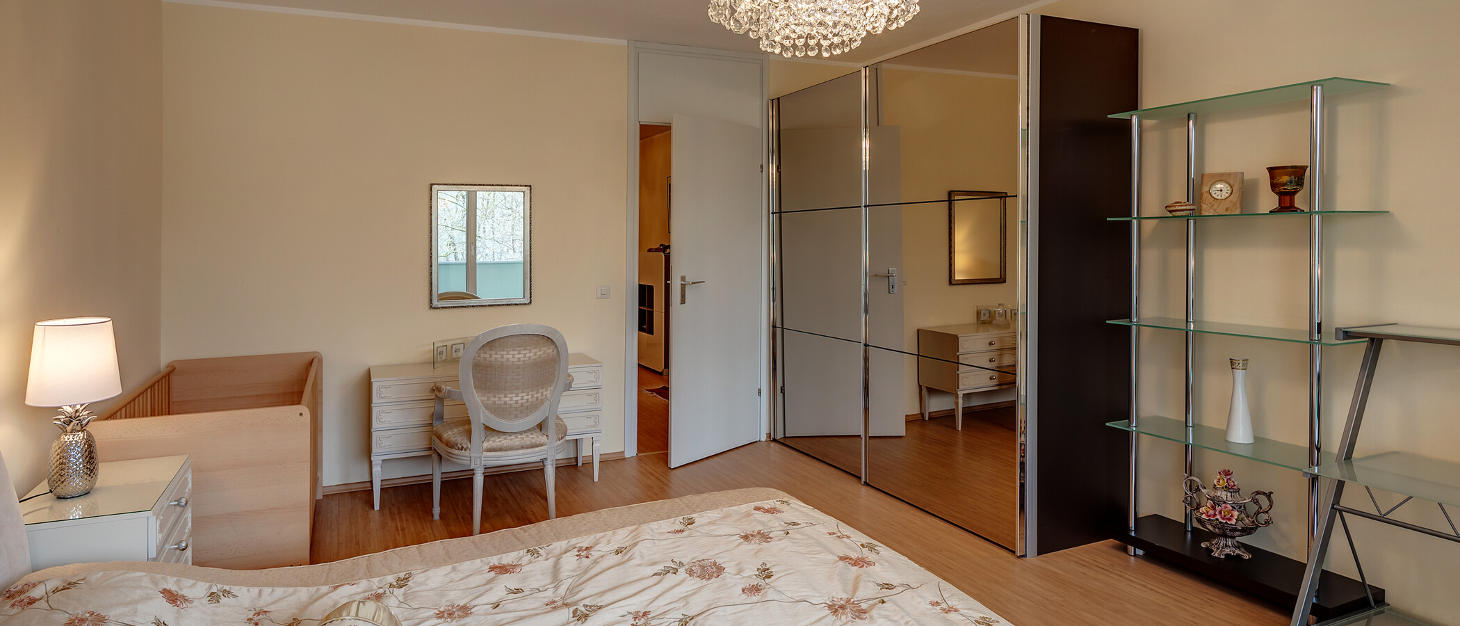 квартира München Schwabing-Nord (zw. Leopoldstraße & Englischen Garten) 03 спальная комната 4892