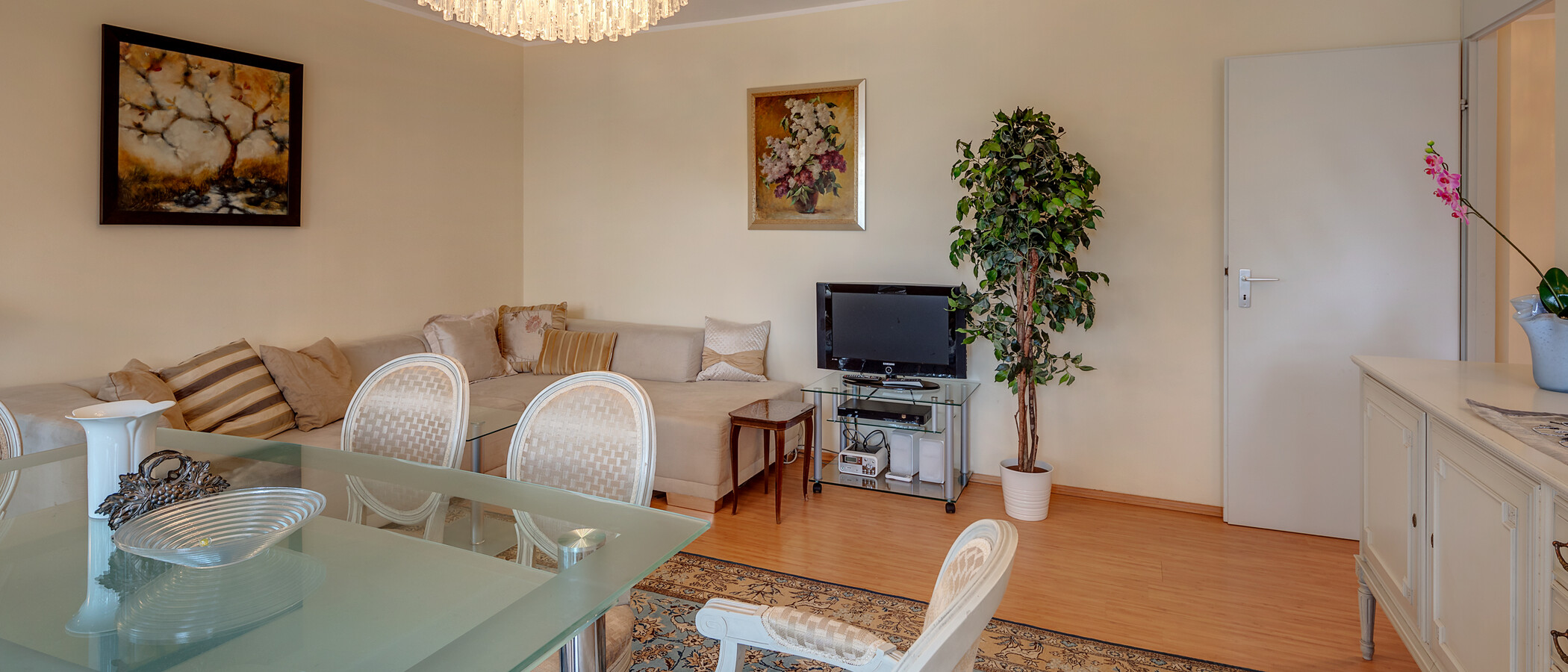 квартира München Schwabing-Nord (zw. Leopoldstraße & Englischen Garten) 02 жилое пространство 4892