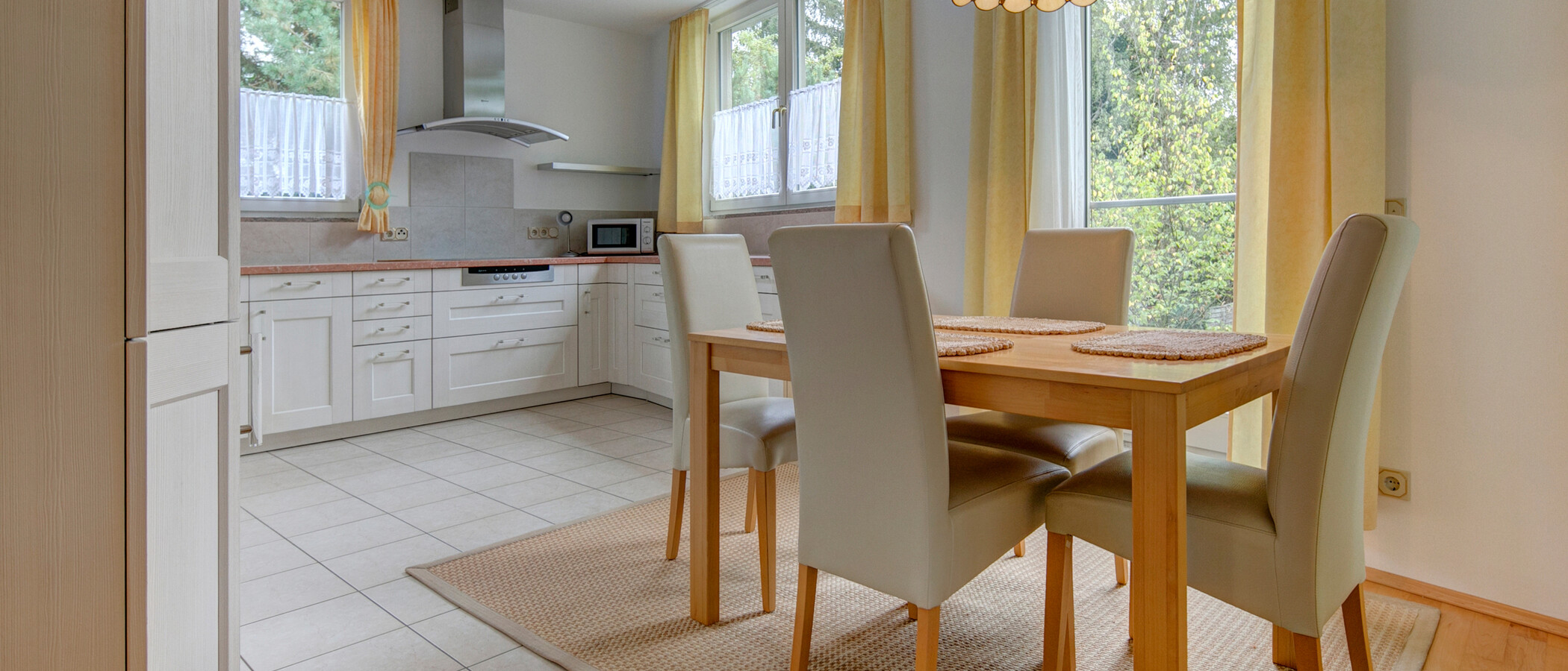 квартира München Schwabing - Alte Heide 02 кухня 4893