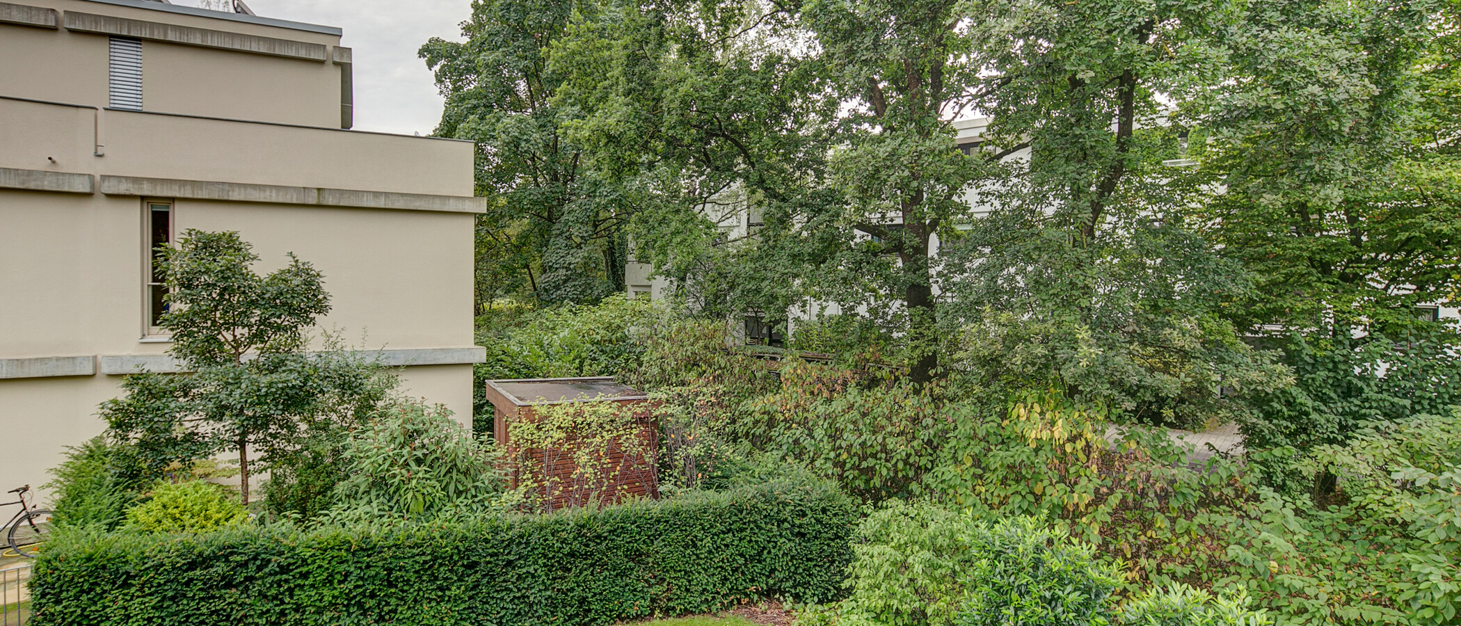 квартира München Schwabing - Alte Heide 01 вид из окна 4893