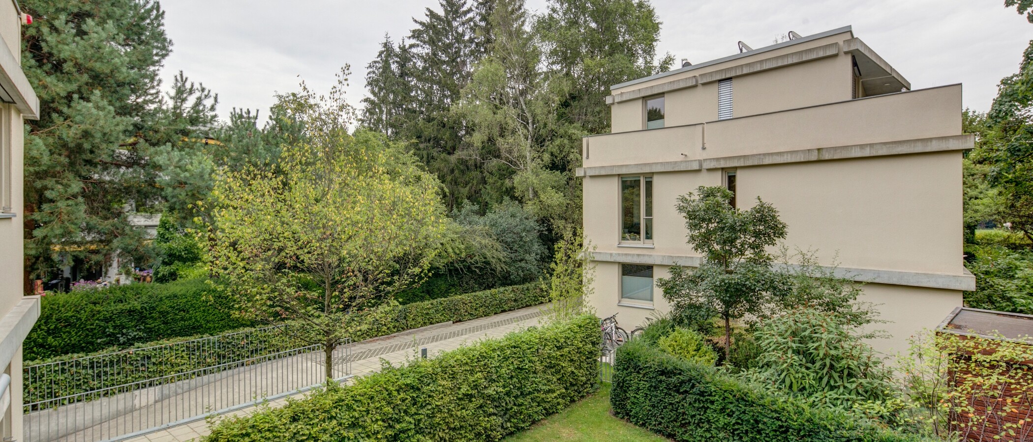 квартира München Schwabing - Alte Heide 02 вид из окна 4893