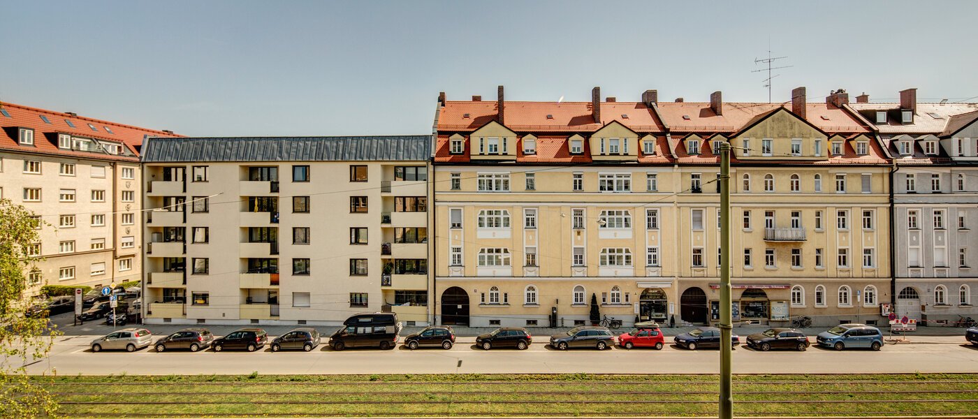 квартира München Schwabing-West (rund um den Bonner Platz) 02 вид из окна 4912