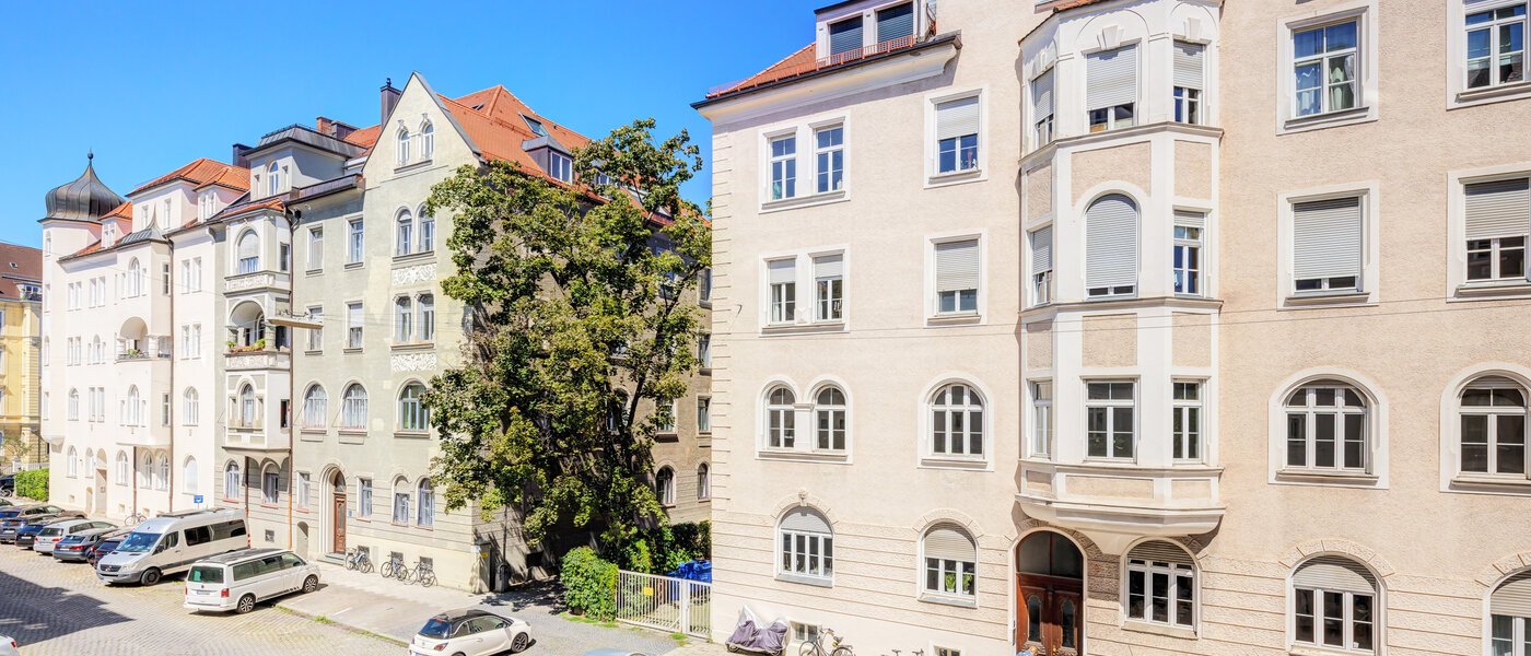 квартира München Schwabing (links der Leopoldstraße) 02 вид из окна 4915
