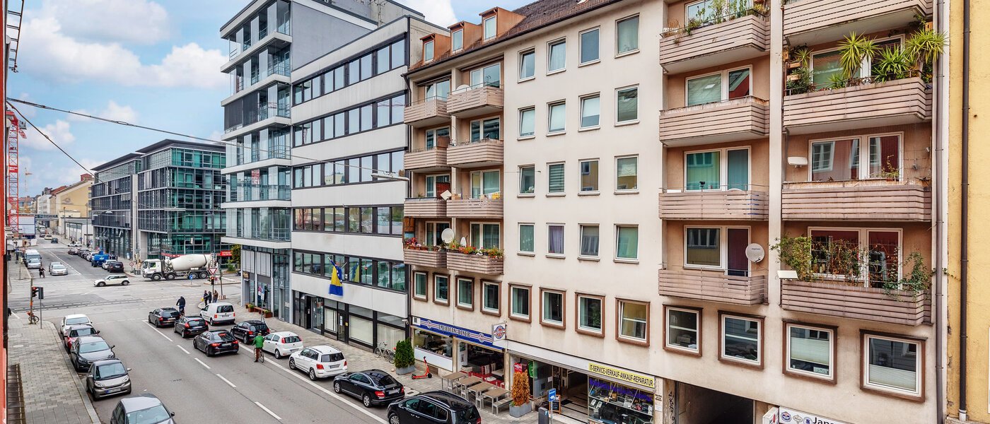 квартира München Maxvorstadt - Museumsviertel 02 вид из окна 4921