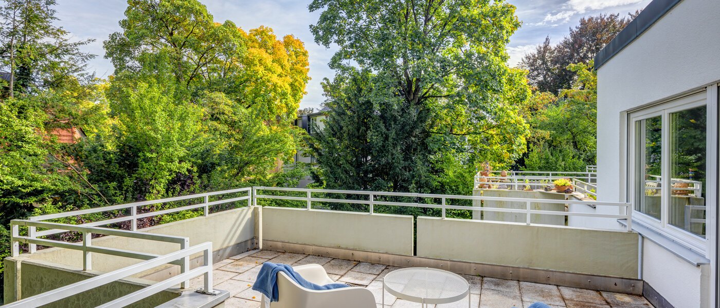 квартира München Nymphenburg 01 терраса с крышей 4942