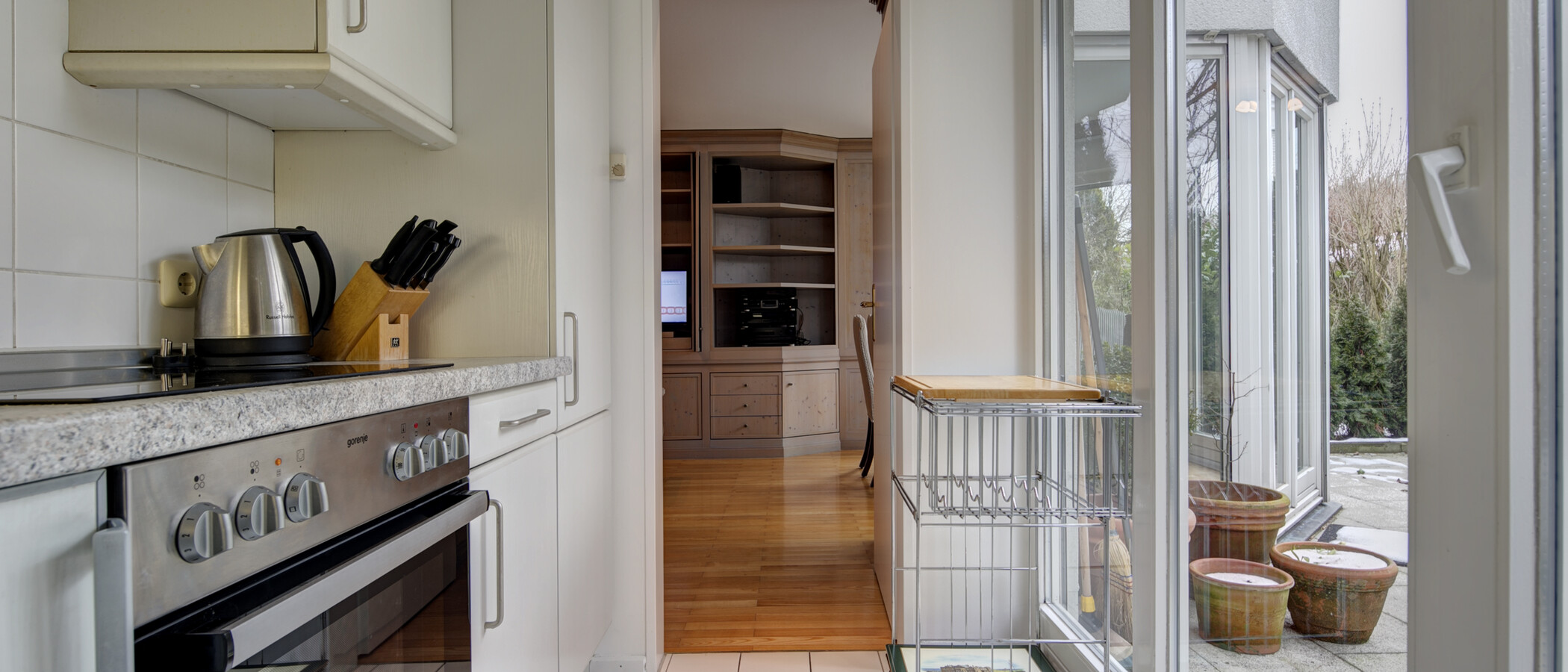 квартира München Obermenzing 03 кухня 4944