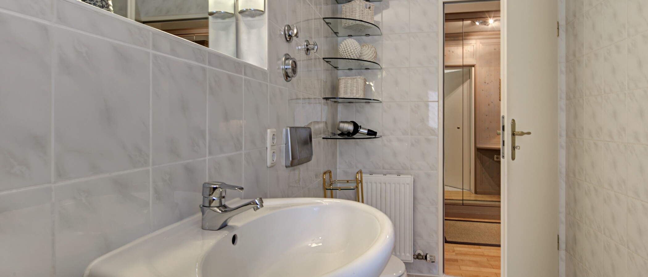 квартира München Obermenzing 02 ванная комната 4944