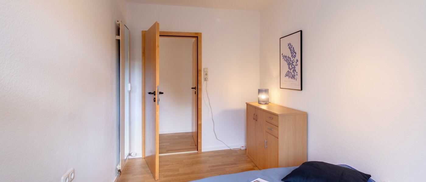 квартира München Bogenhausen 02 спальная комната 4956