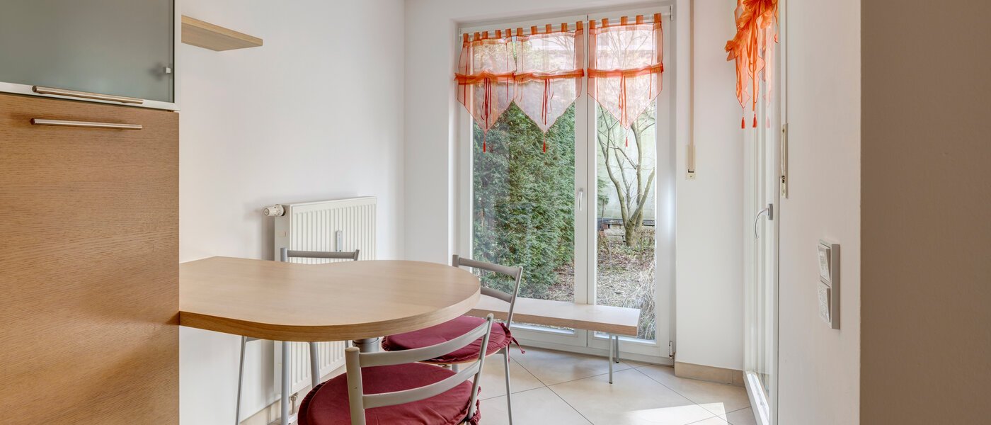 квартира с садом München Au 03 кухня 4965