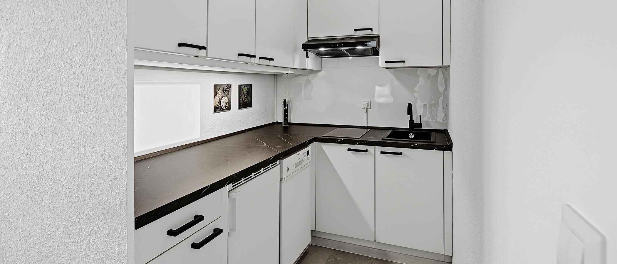 квартира München Moosach 01 кухня 4969