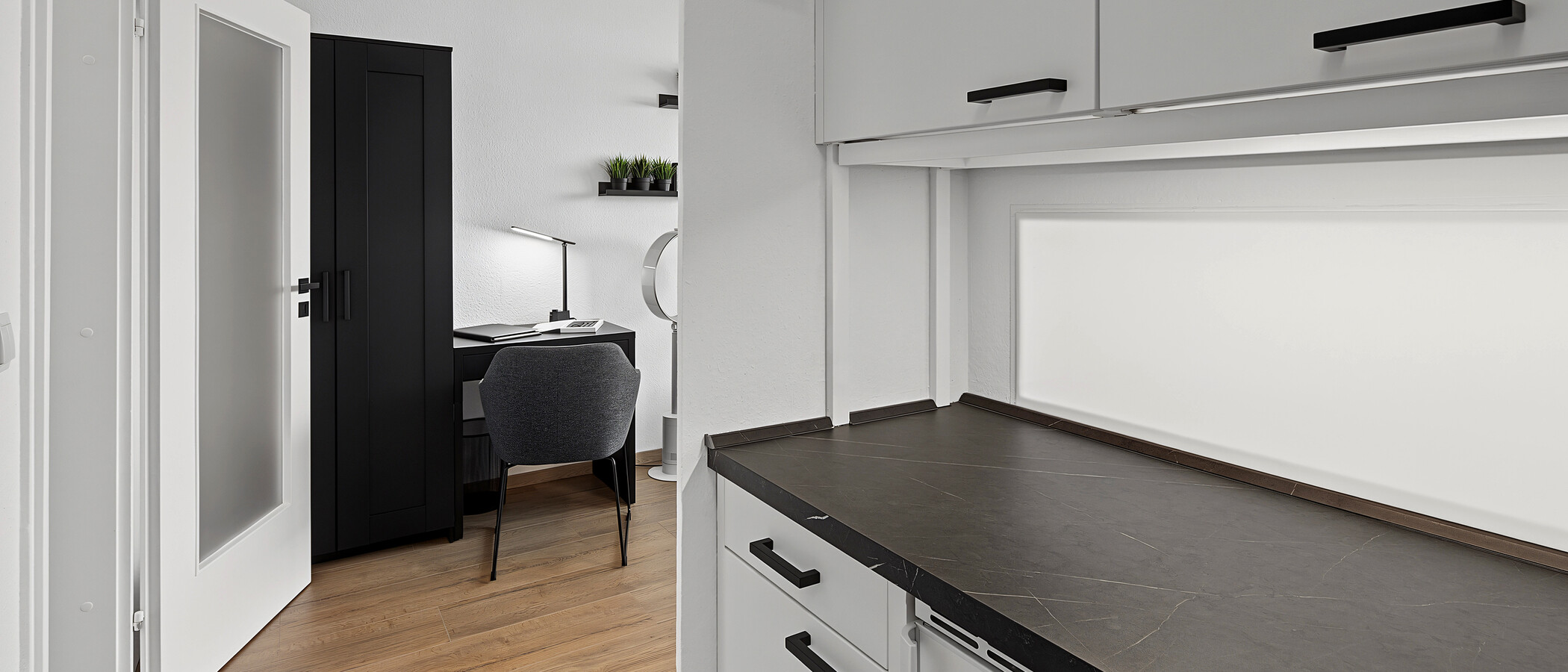 квартира München Moosach 02 кухня 4969