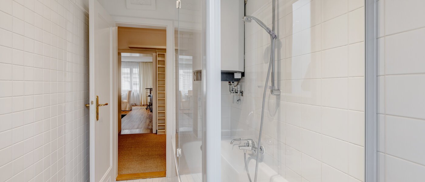 квартира München Schwabing (rechts der Leopoldstraße) 03 ванная комната 4984