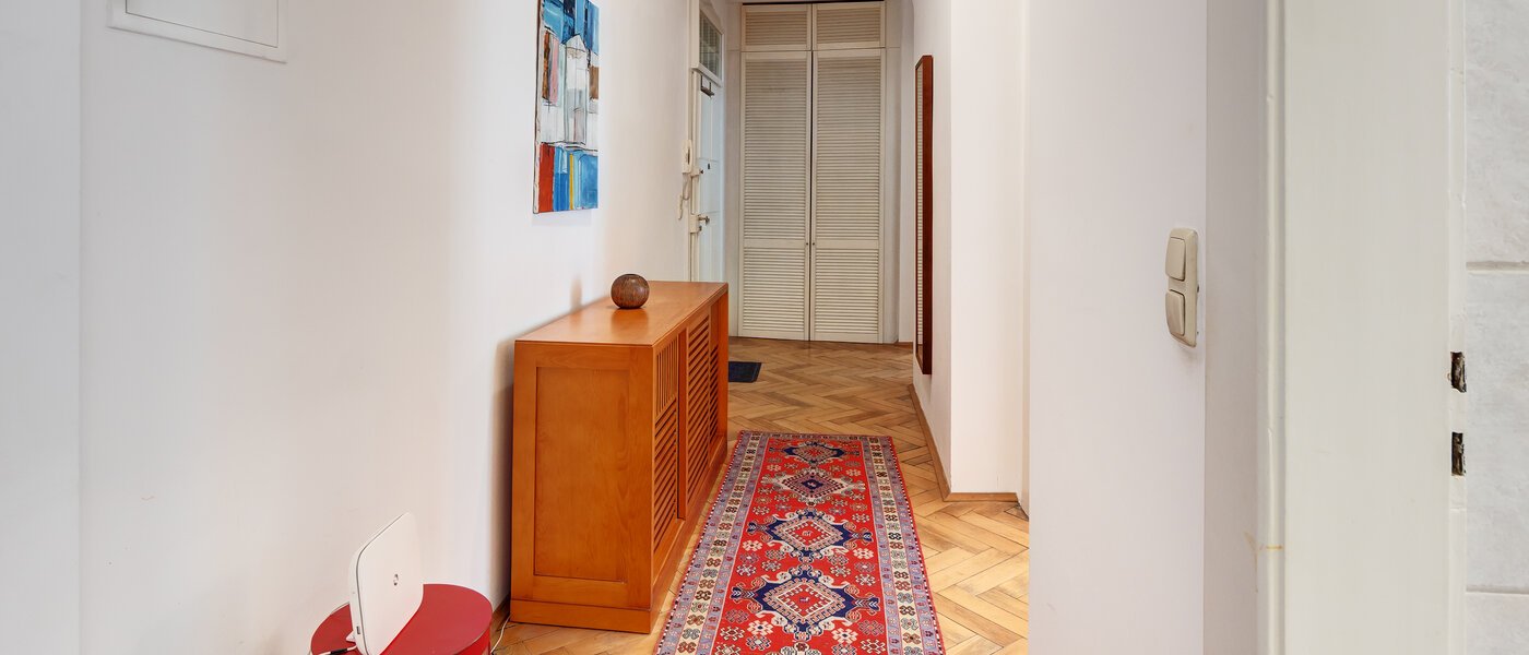 квартира München Neuhausen 01 коридор 5003