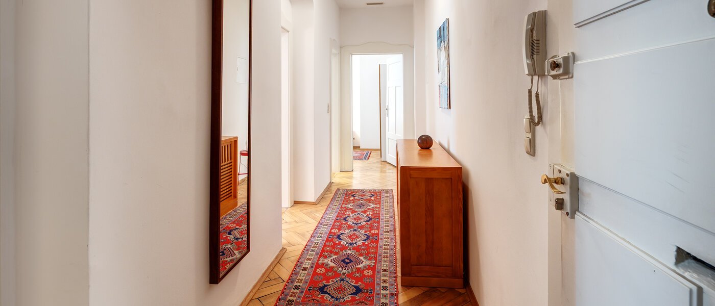 квартира München Neuhausen 02 коридор 5003