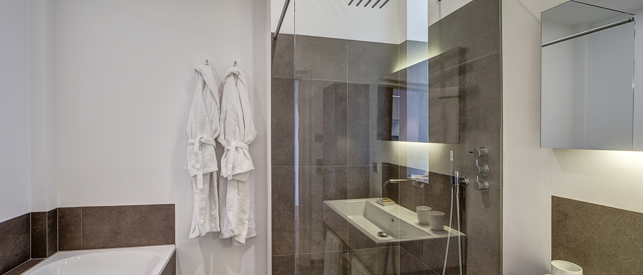 квартира München Maxvorstadt - Rund um den Josephsplatz 01 ванная комната 5076