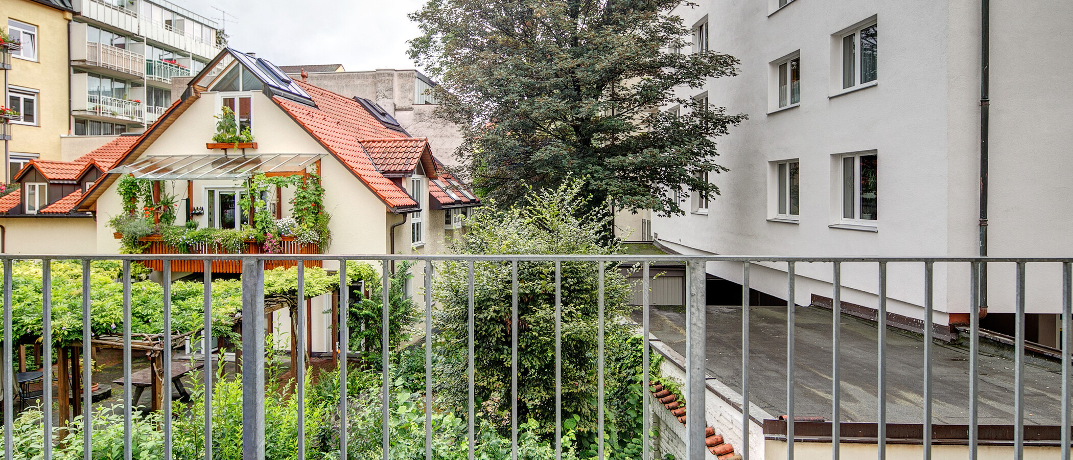 квартира München Isarvorstadt 01 вид из окна 5087