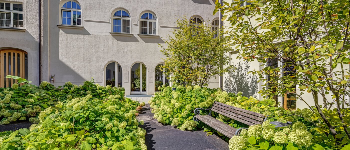 квартира München Lehel 01 внутренний двор  5093