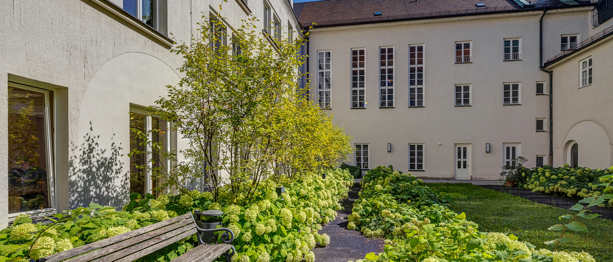 квартира München Lehel 03 внутренний двор  5113