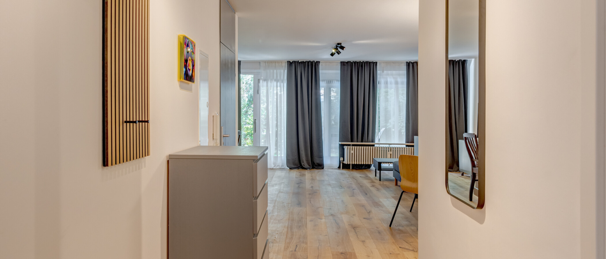 квартира с садом München Solln 02 коридор 515