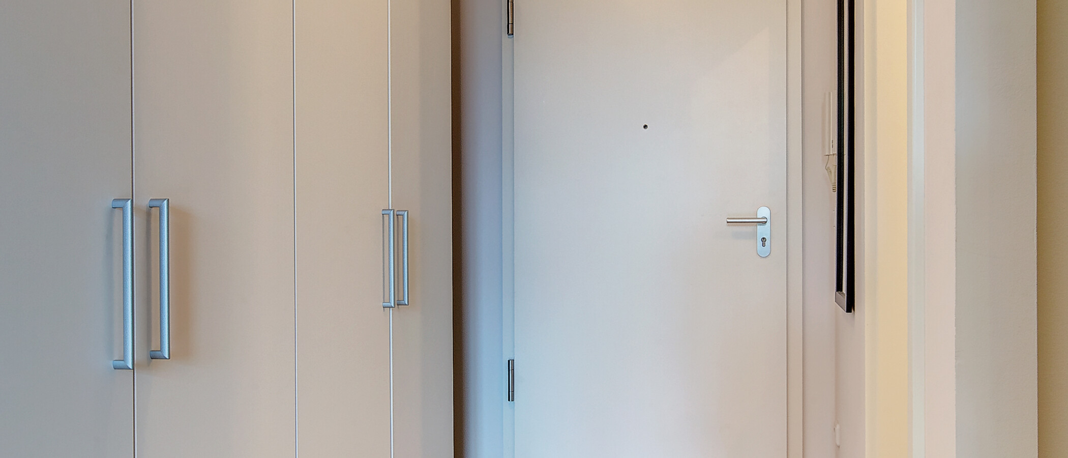 квартира München Schwabing (rechts der Leopoldstraße) 02 коридор 5170