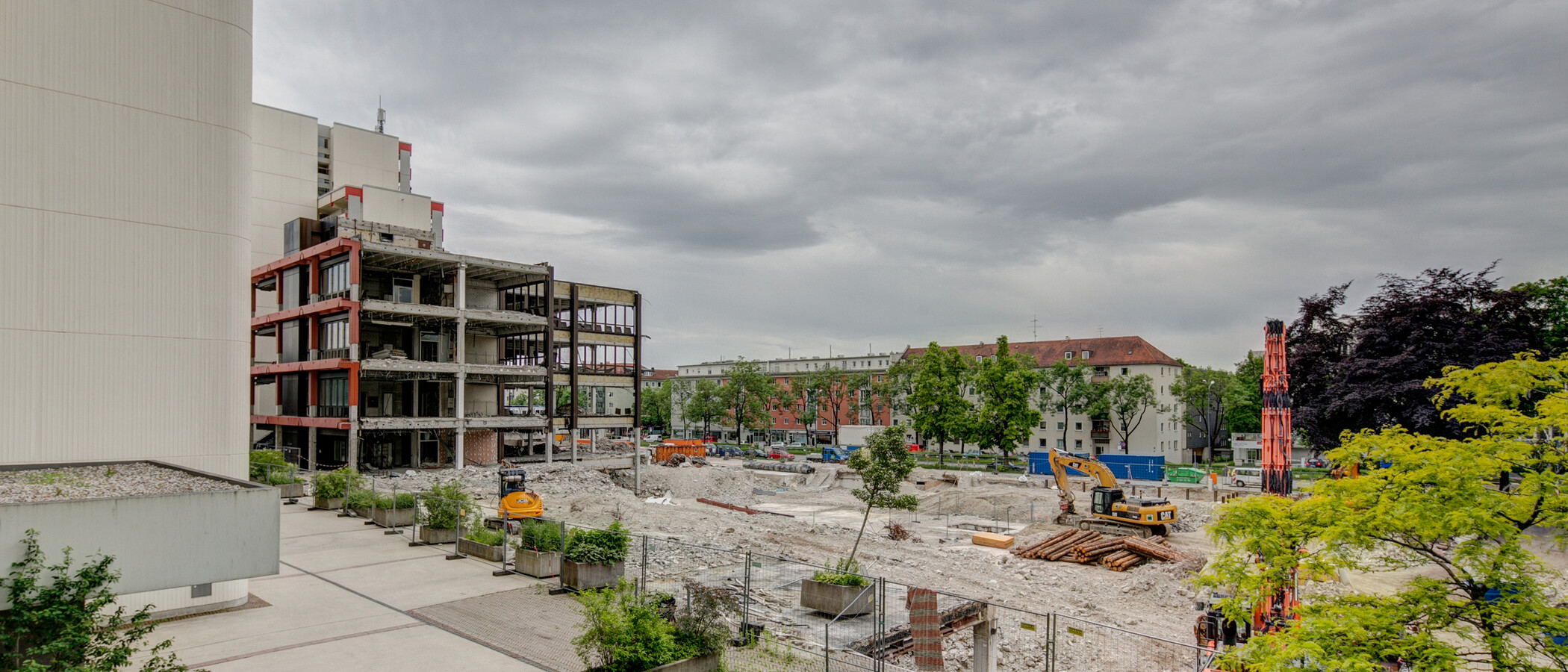 квартира München Schwabing (rechts der Leopoldstraße) 02 вид из окна 5170