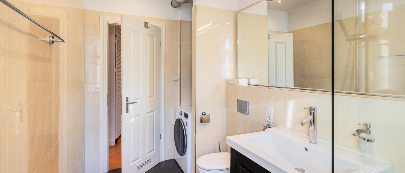 квартира München Neuhausen 02 ванная комната 5216