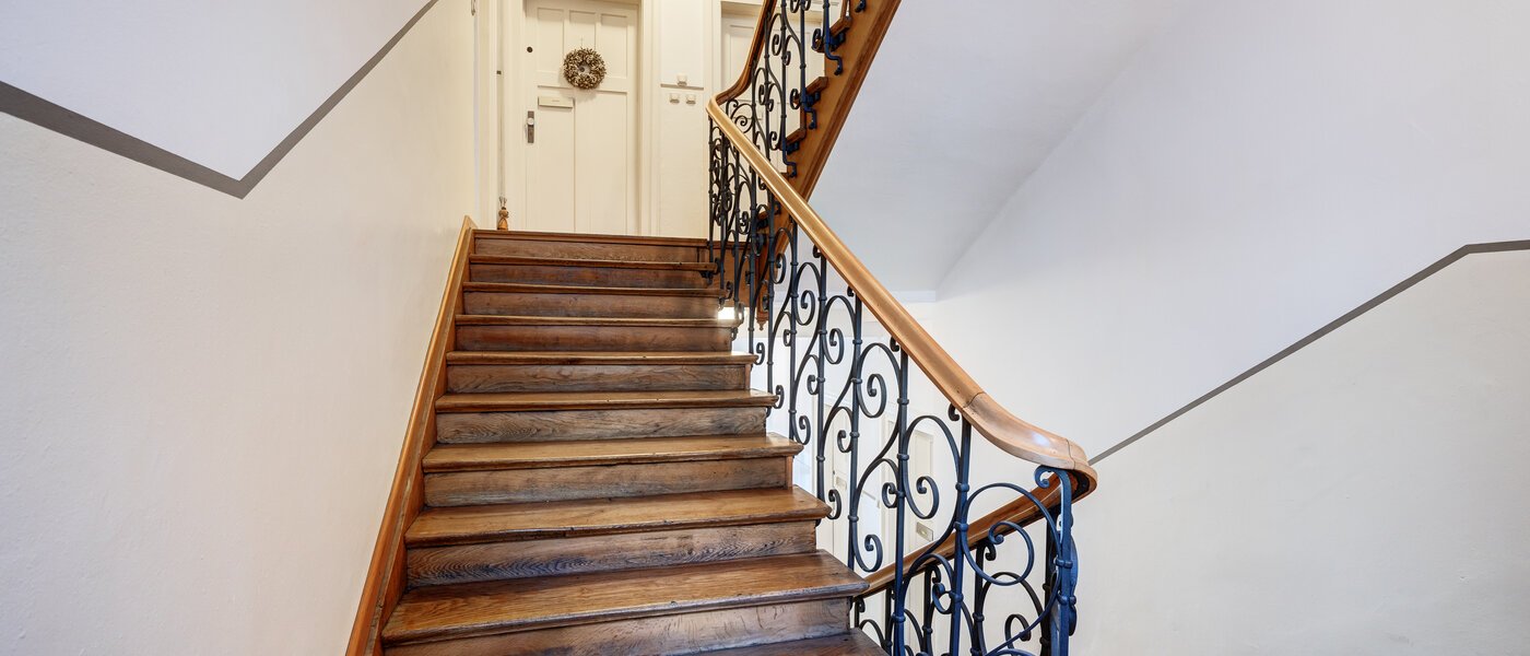 квартира München Neuhausen 01 Лестничная клетка 5216