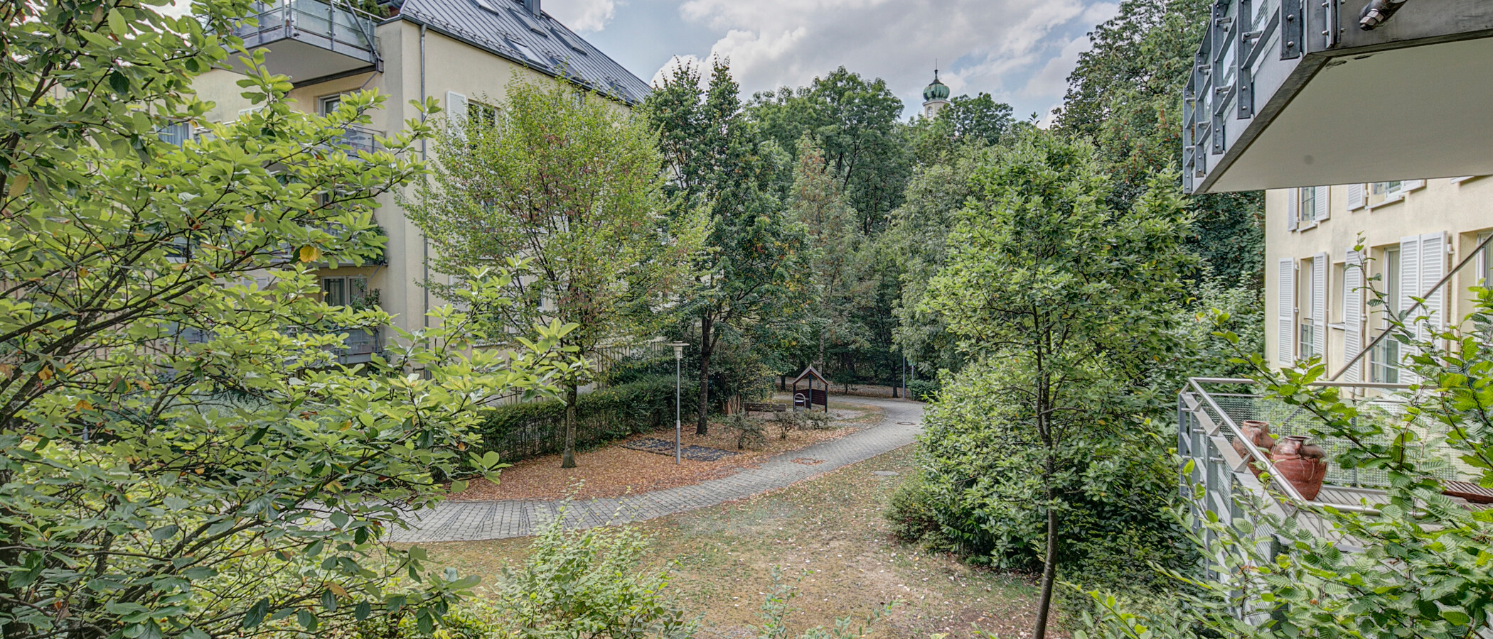 квартира München Glockenbachviertel 02 вид из окна 523