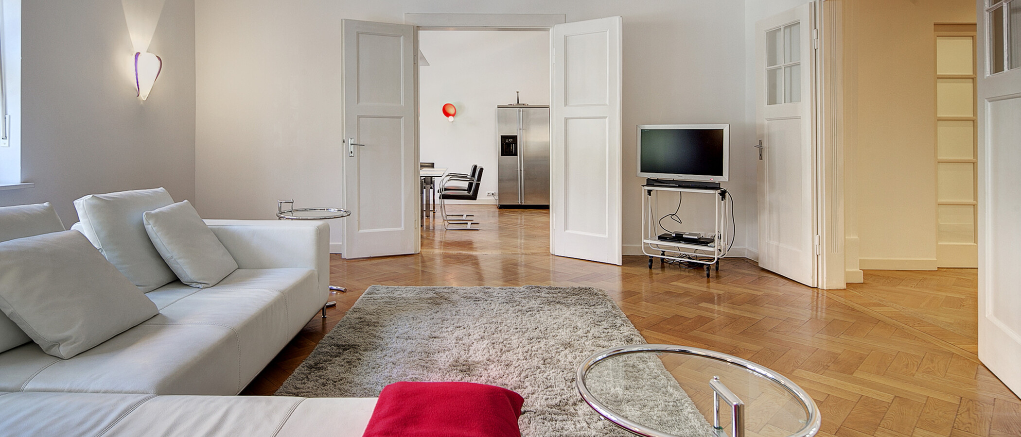 квартира München Schwabing-West (rund um den Hohenzollernplatz) 03 гостиная 5273