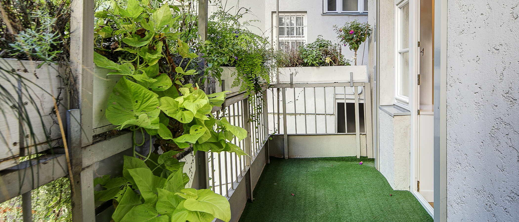 квартира München Schwabing-West (rund um den Hohenzollernplatz) 03 балкон 5273