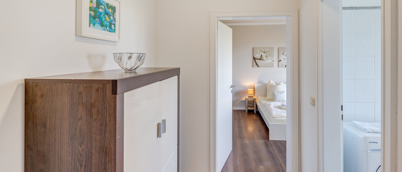 квартира München Bogenhausen 04 коридор 53