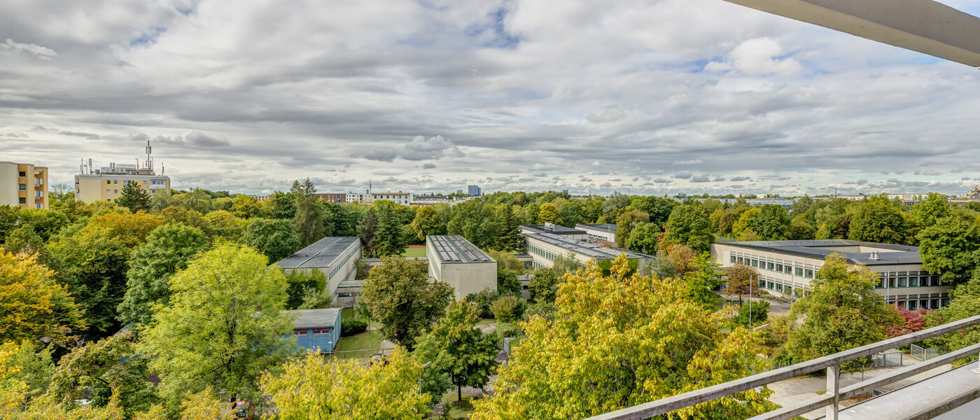 квартира München Bogenhausen 01 вид из окна 53