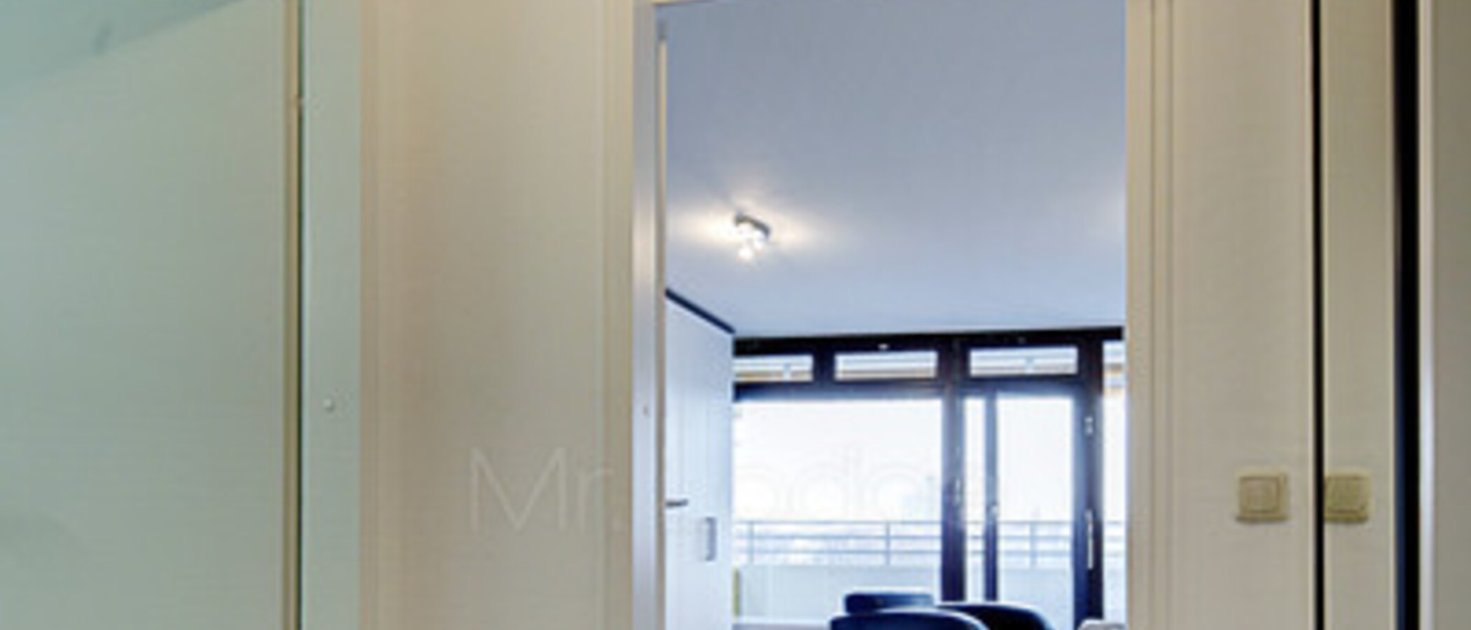 квартира München Schwabing (rechts der Leopoldstraße) 02 коридор 5388