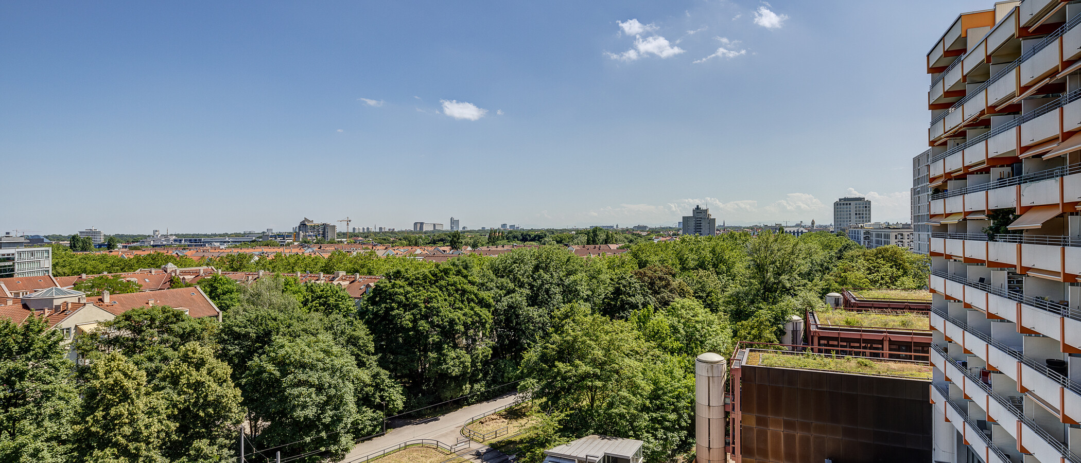 квартира München Schwabing (rechts der Leopoldstraße) 01 вид из окна 5389