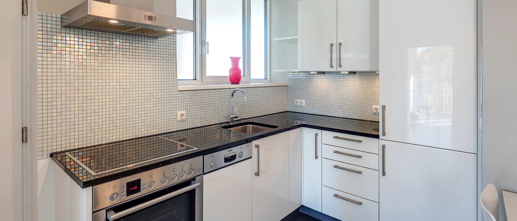 квартира München Schwabing (links der Leopoldstraße) 02 кухня 5407