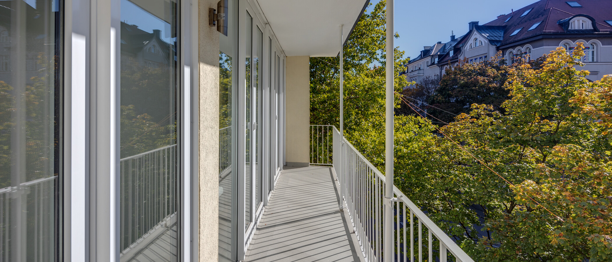 квартира München Schwabing (links der Leopoldstraße) 01 балкон 5407