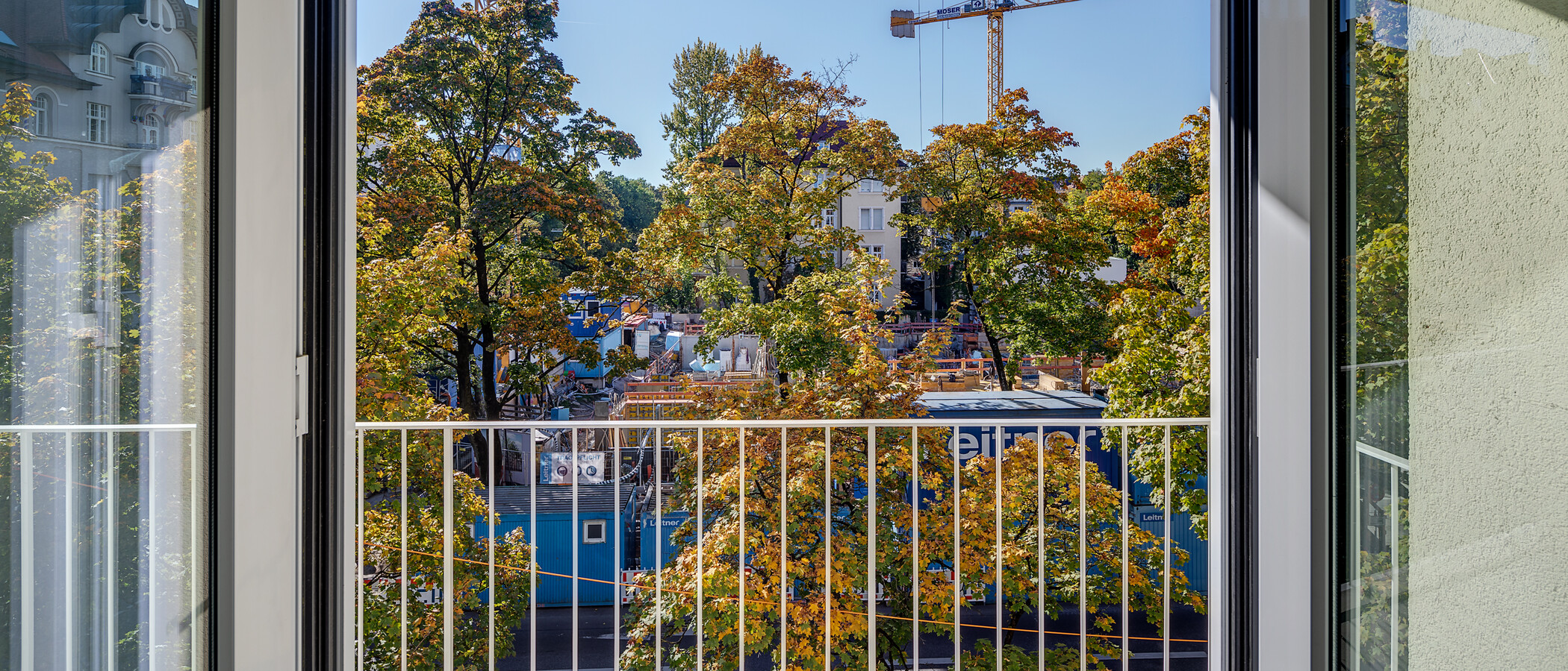 квартира München Schwabing (links der Leopoldstraße) 01 вид из окна 5407