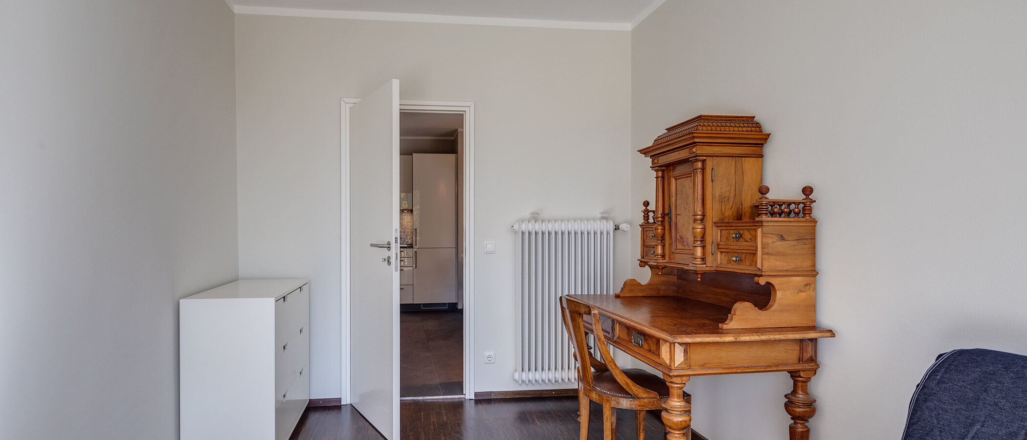 квартира München Schwabing (links der Leopoldstraße) 03 гостевая комната 5407