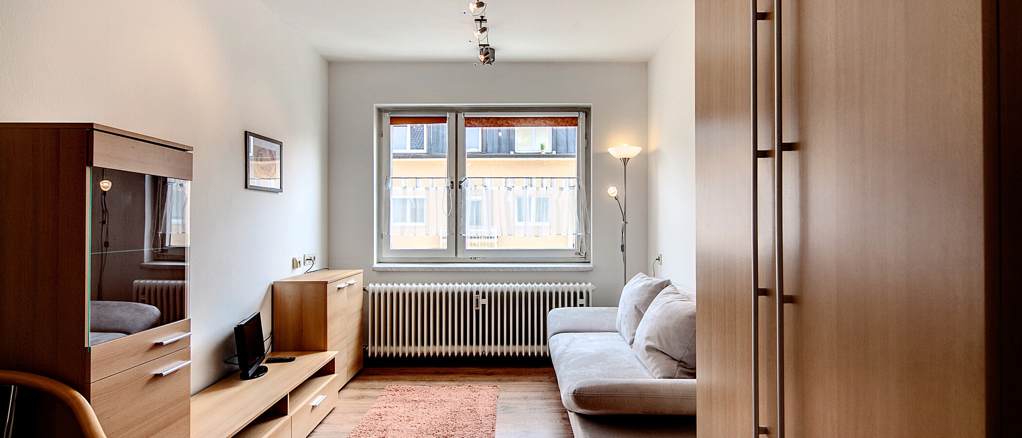 квартира München Glockenbachviertel 01 гостиная 541