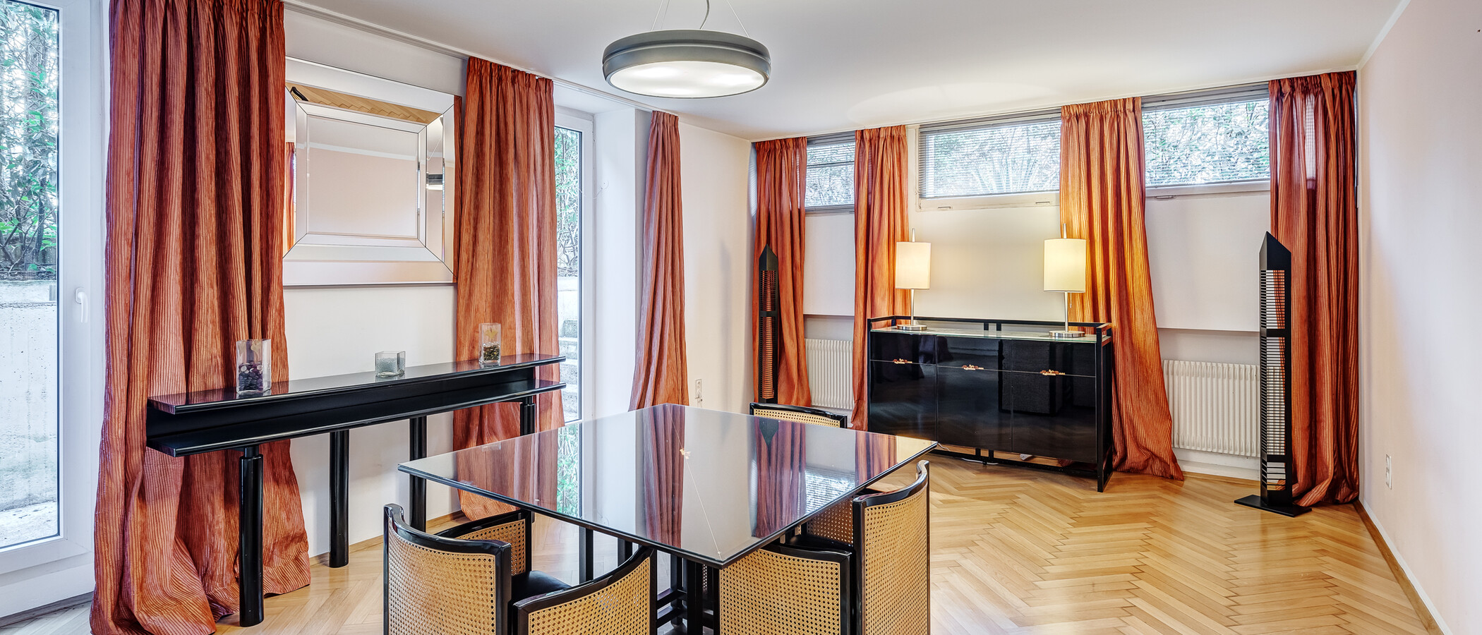 Особняк München Obermenzing 01 общее помещение 5436