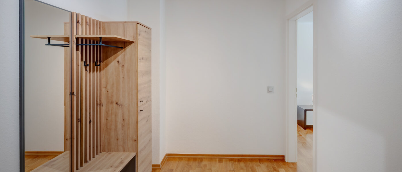 квартира München Schwabing-West 01 коридор 5478