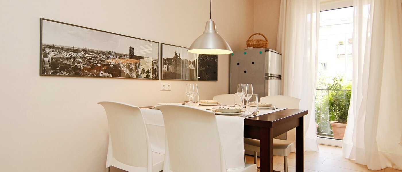 квартира München Isarvorstadt 01 обеденная зона 5542