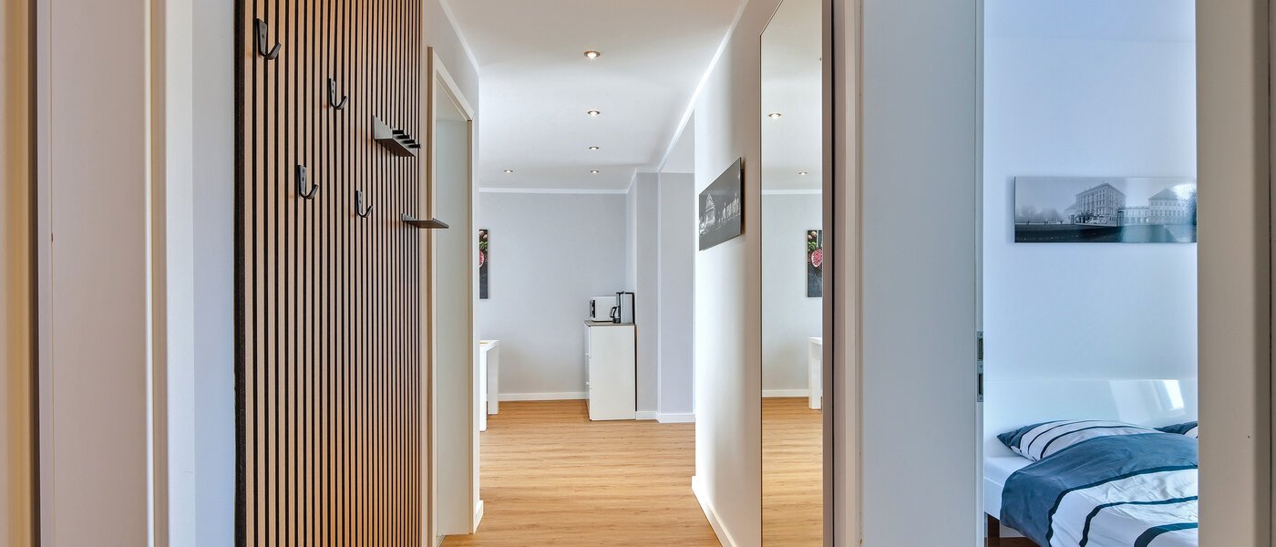 квартира München Schwabing 01 коридор 5558