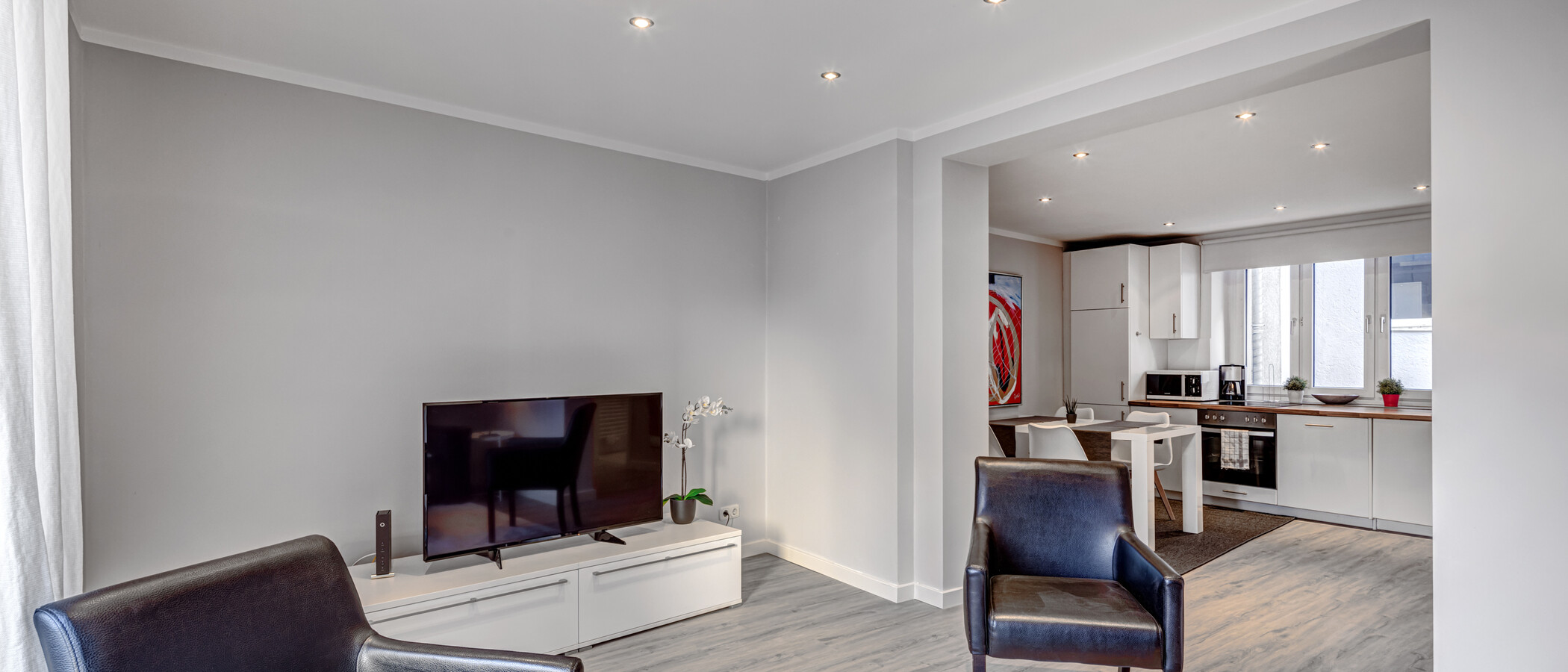 квартира München Schwabing-Nord (zw. Leopoldstraße & Englischen Garten) 03 жилое пространство 5559