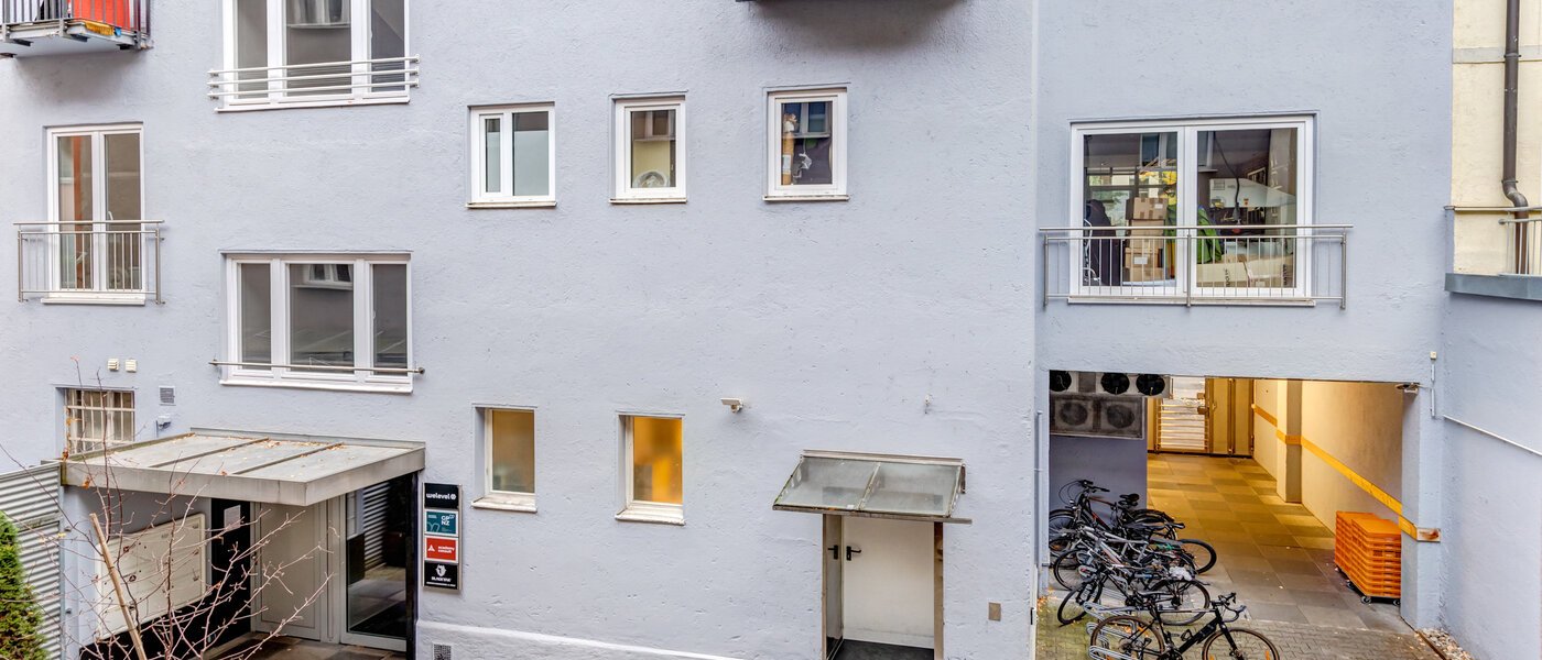 квартира München Schwabing-Nord (zw. Leopoldstraße & Englischen Garten) 03 вид из окна 5560